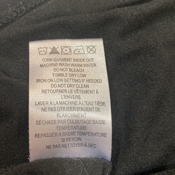 Super soft Basic black crop tank top - Picture 5 of 6